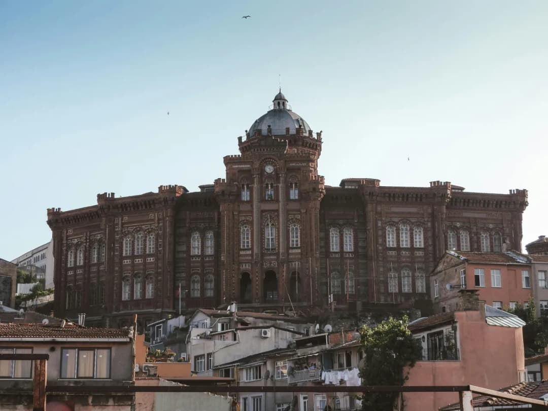 Mac & Devin Go to High School' – komediowy hit wśród niemieckiej młodzieży