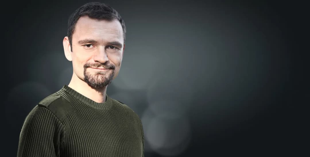 Olaf Popkiewicz wiek - dlaczego informacje o jego wieku są tajemnicą?