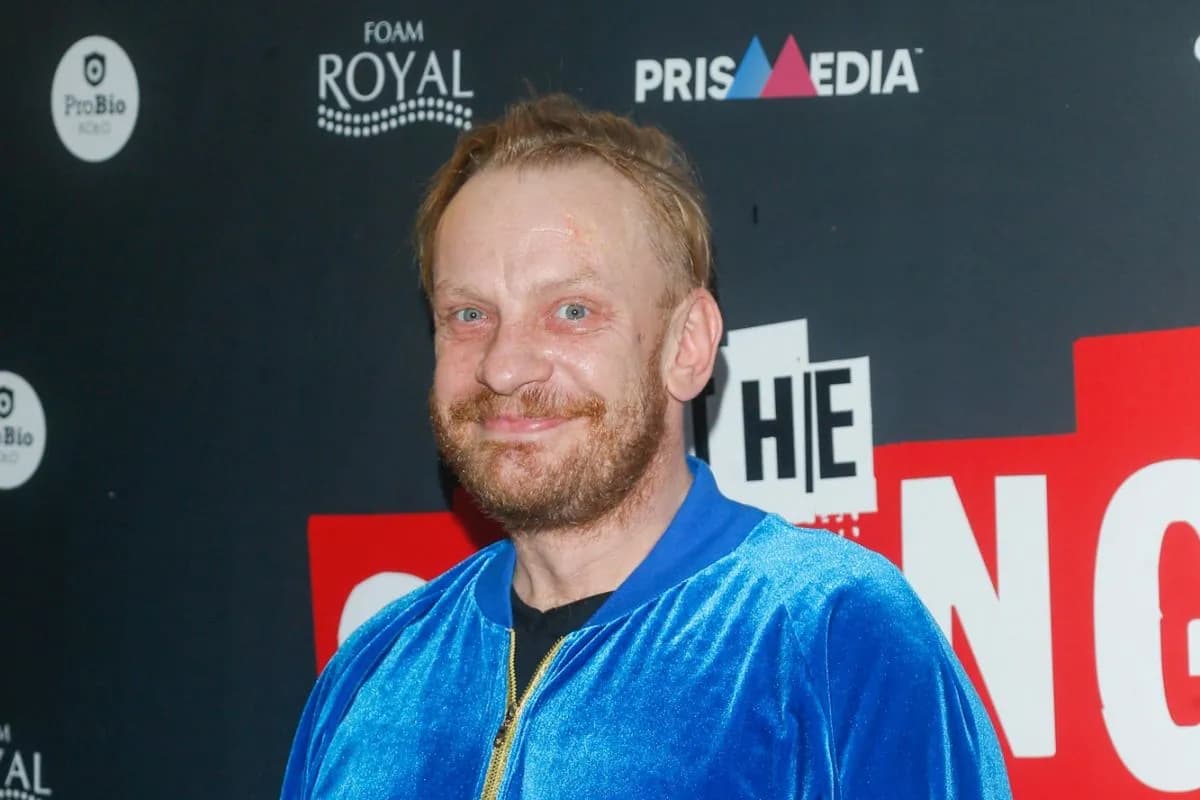 Waldek z Kiepskich czy żyje? Prawda o Bartoszu Żukowskim i plotkach